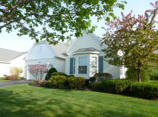 10 Mayfield Dr, Clifton Park, NY 12065
