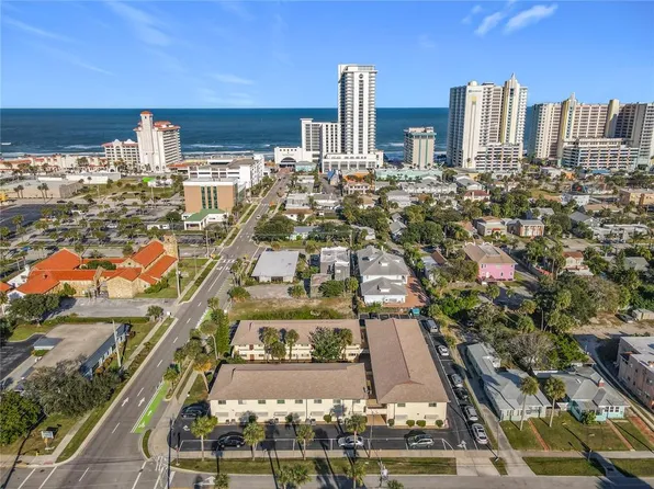 400 Oakridge Blvd APT 21, Daytona Beach, FL 32118