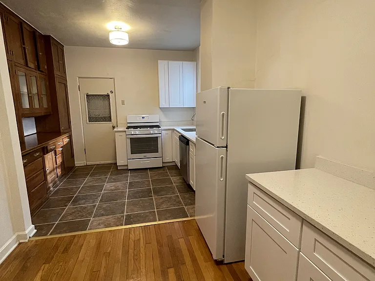 326 E Mistletoe Ave #1 — Photo 9
