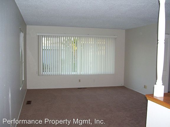 2nd image of 1414 W Vassar Ave