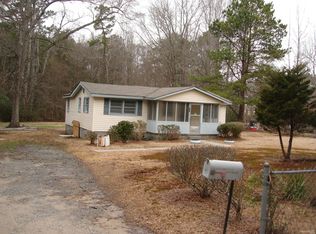 962 Alamo Ln, Lancaster, SC 29720