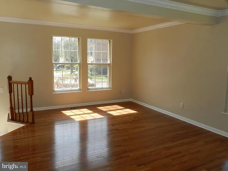 12800 Silvia Loop — Photo 3