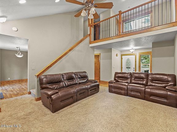 4th image of 981 E Loch Lomond Ct