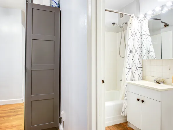 66-01 Burns Street image 23 of 28