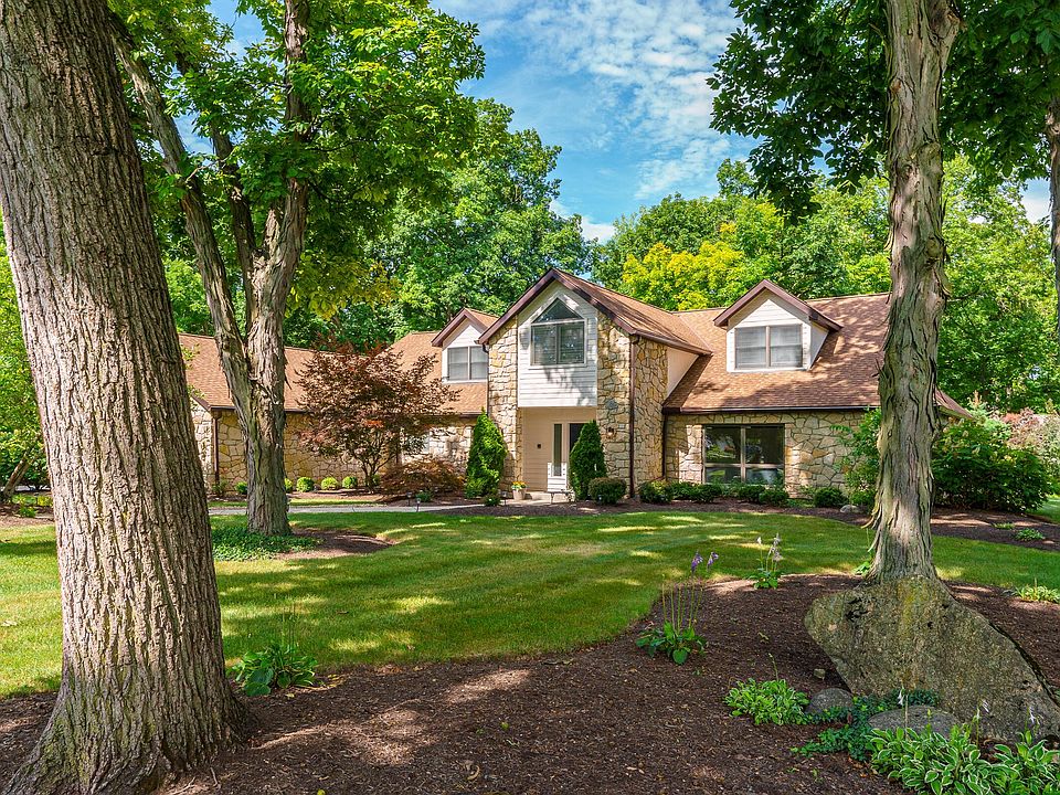 1st image of 3757 Surrey Hill Pl
