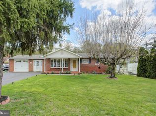 206 N Pennsylvania Ave, Hancock, MD 21750