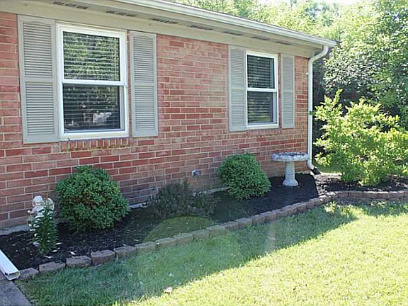 3rd image of 5026 Seville Dr