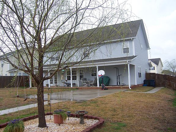 Huge back yard with privacy fence
