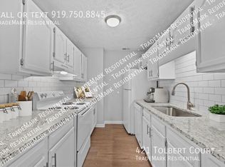 421 Tolbert Ct #H, Spring Lake, NC 28390