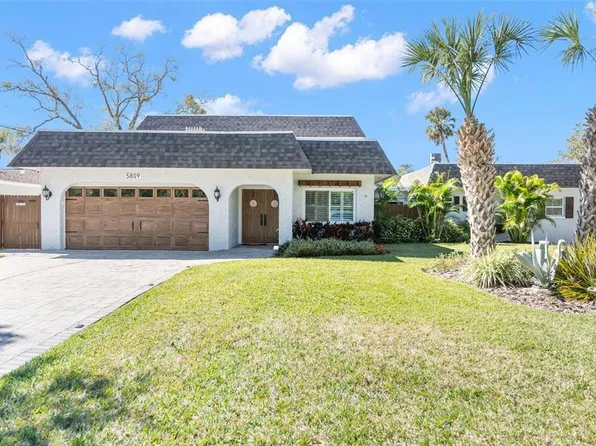 5809 Rio Dr, New Port Richey, FL 34652