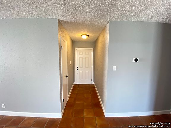 5th image of 4951 Dare Ln