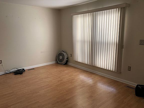 2nd image of 24508 Bashian Dr #1