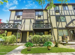 47 Devon Loop, Staten Island, NY 10314