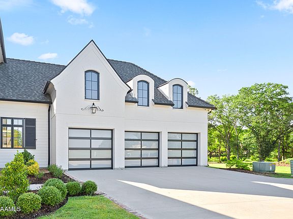 4th image of 103 Arago Ct