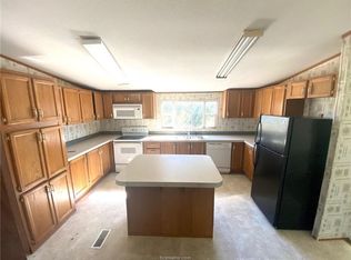 5965 Jones Rd, Bryan, TX 77807