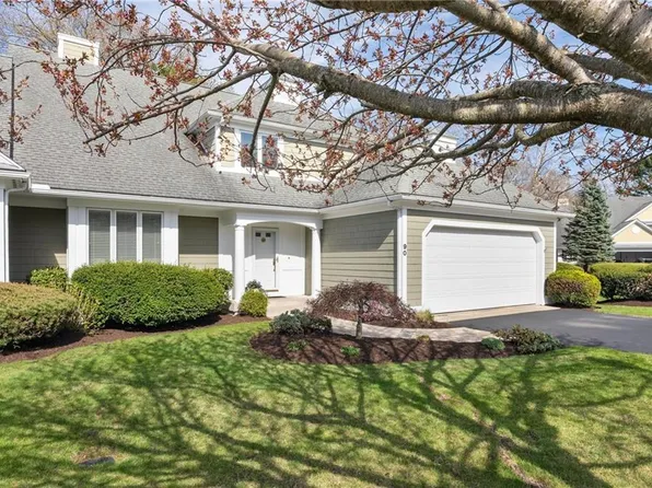 90 Woods Way, North Kingstown, RI 02852