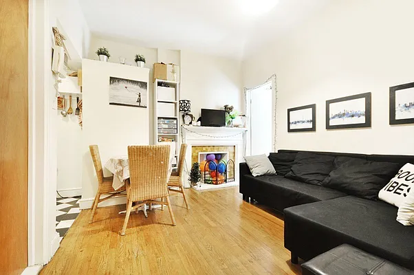 Rented by Compass | media 18