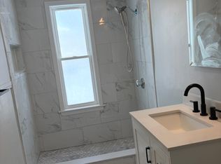 30 Deerfield St, Worcester, MA 01602