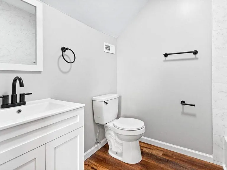 624 Stanley Ave — Photo 10