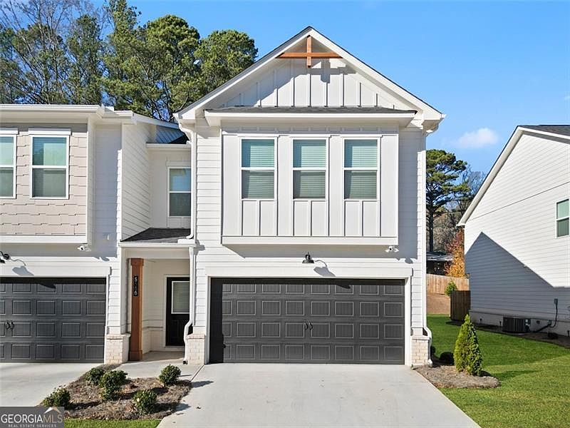 1st image of 5556 Rockfern Dr