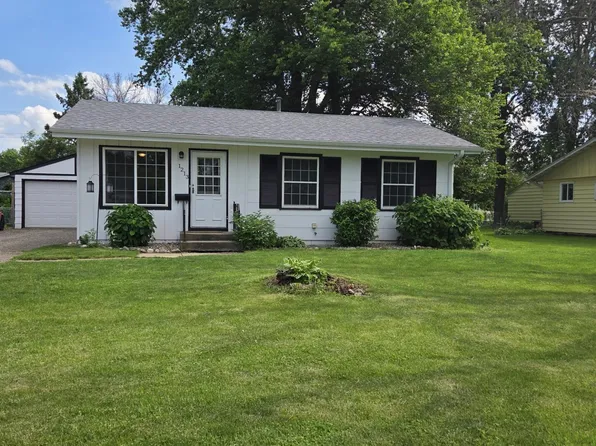 1213 Home Pl, Faribault, MN 55021