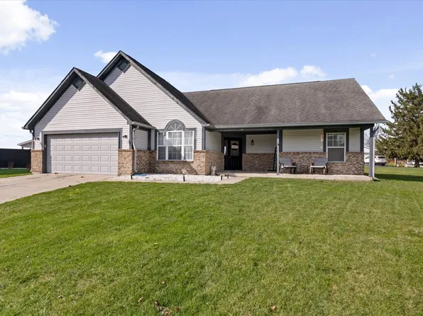 2309 Eagle Brook Dr, Shelbyville, IN 46176