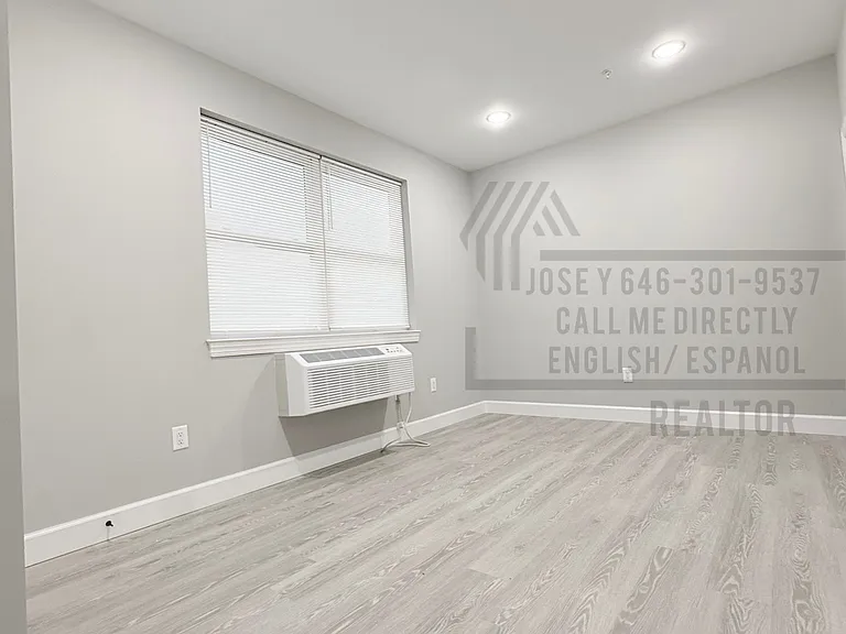 168-170 Fair St #200 — Photo 16