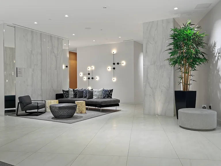 17550 Collins Ave #1205 — Photo 24
