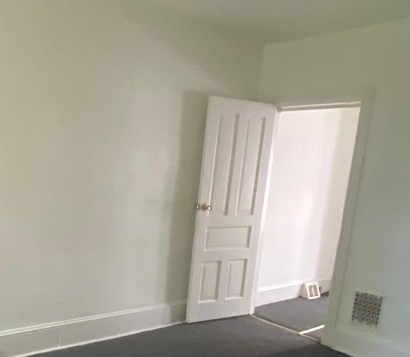 1st image of 54 N Peach St