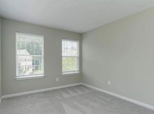 4663 Buckhorn Rdg, Fairfax, VA 22030