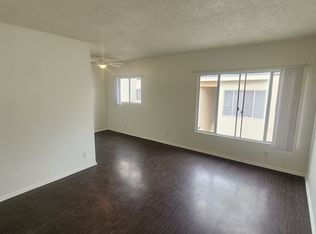 862 W 126th St APT 6, Los Angeles, CA 90044
