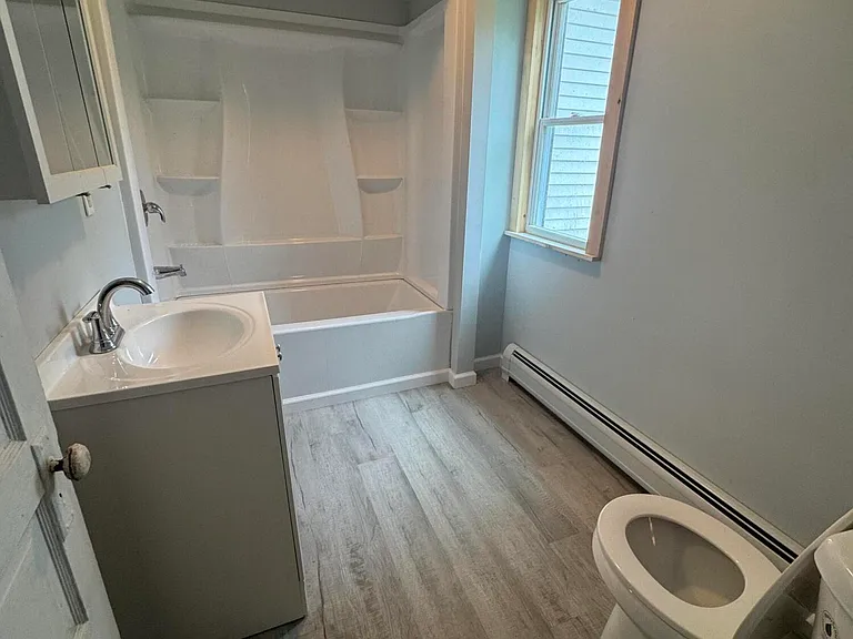 2565 Easton Tpke — Photo 8