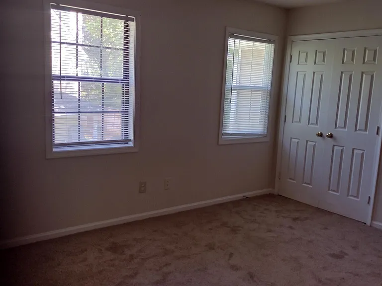 4308 Presley Ct #B — Photo 11