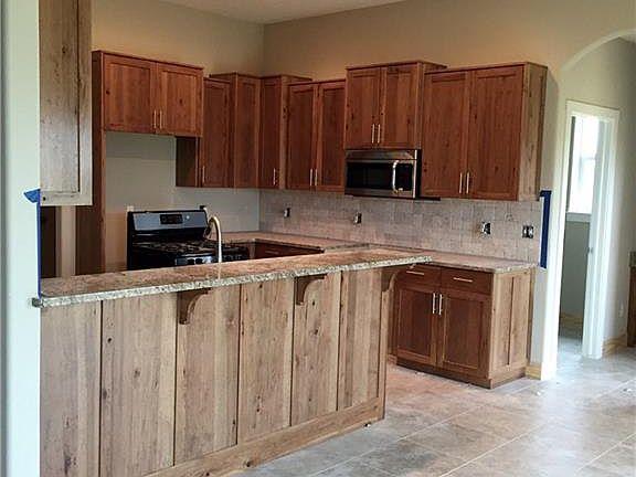 4th image of 2310 Brook Ln