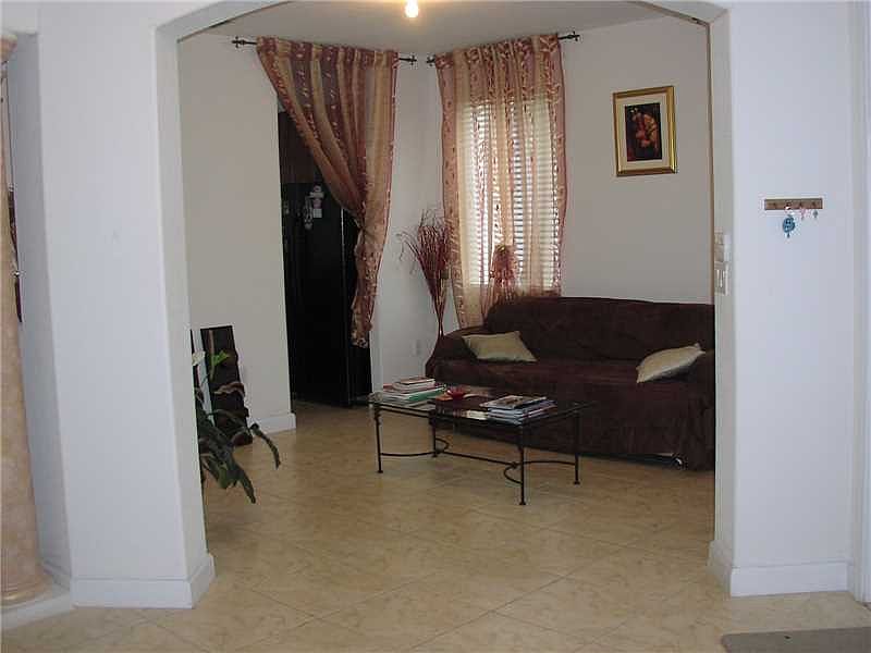 2nd image of 7588 SW 189th St