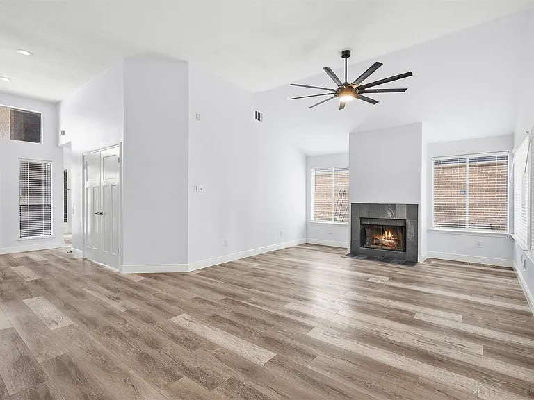 7815 Royan Dr — Photo 4