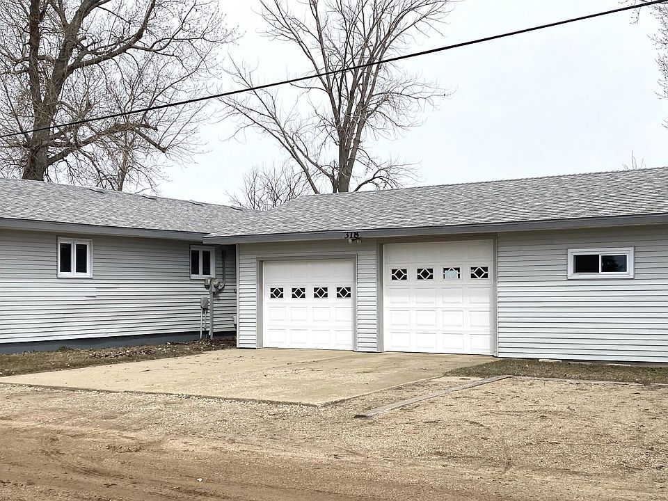 318 E Lakeshore Dr, Waubay, SD 57273 Zillow