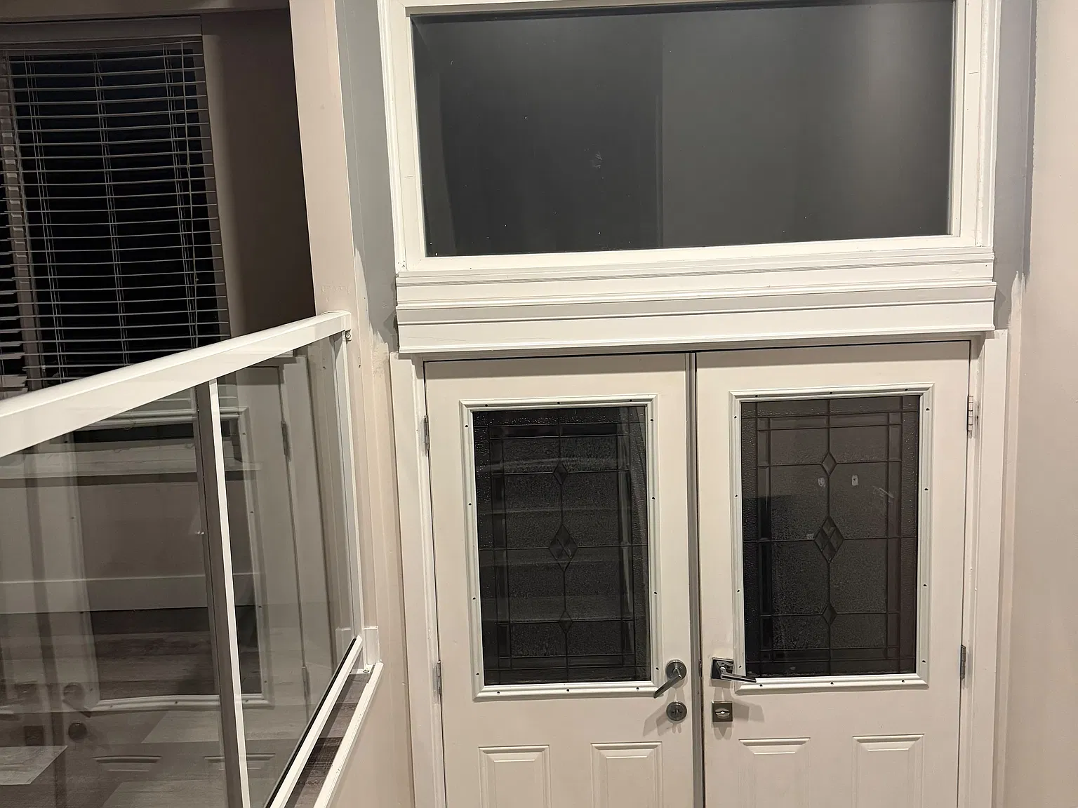 3 bed, 1100 sqft, $2,400 — Photo 2