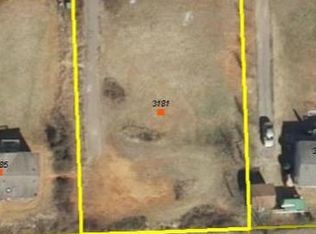 3181 Bear Trail Dr, Lenoir, NC 28645