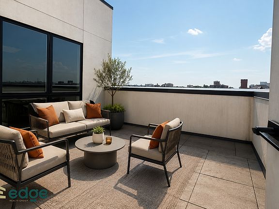 3rd image of 1266 Pacific St #4R