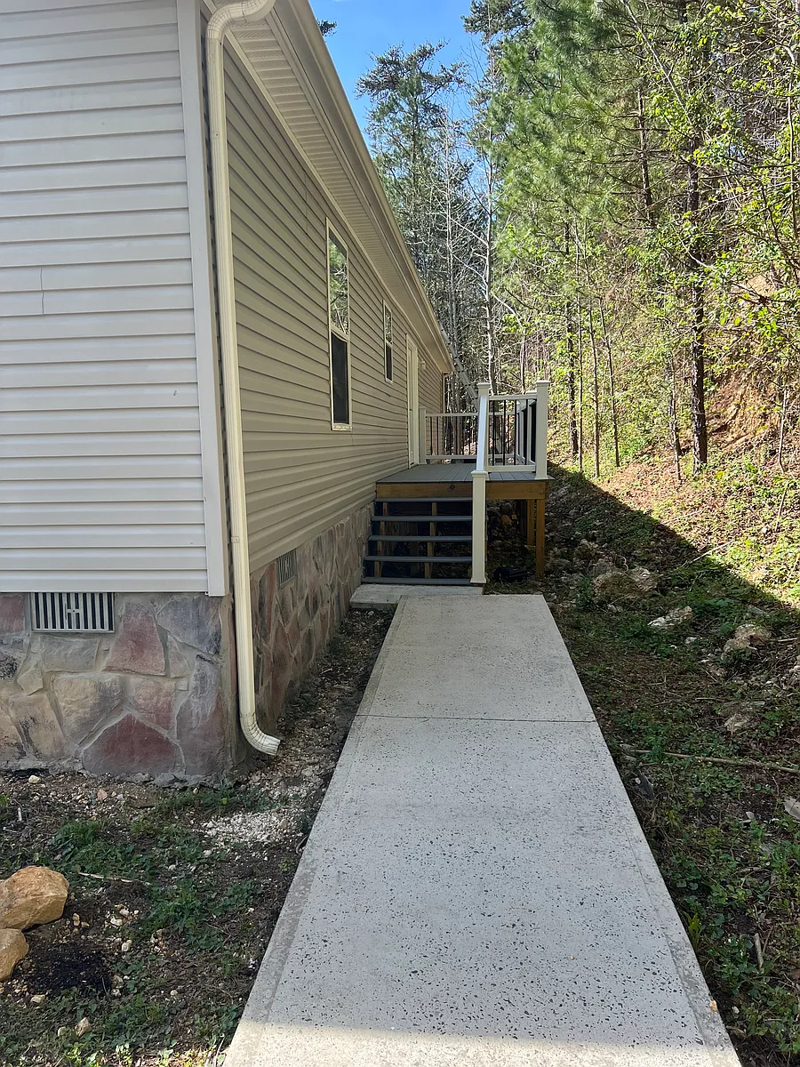 Building Photo - 7316 Cline Ln