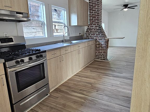 2nd image of 2309 National Ave