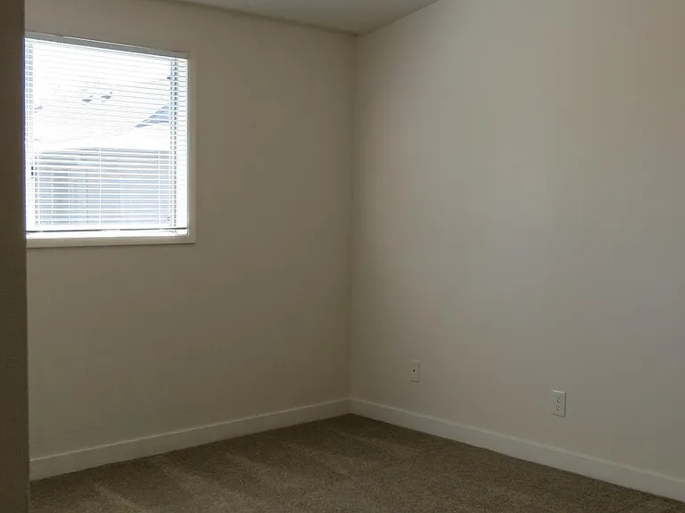 Legacy Creek Duplexes — Photo 16