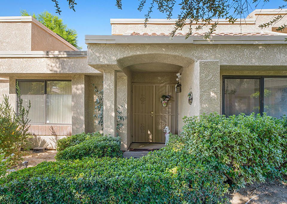 1st image of 68225 Village Dr