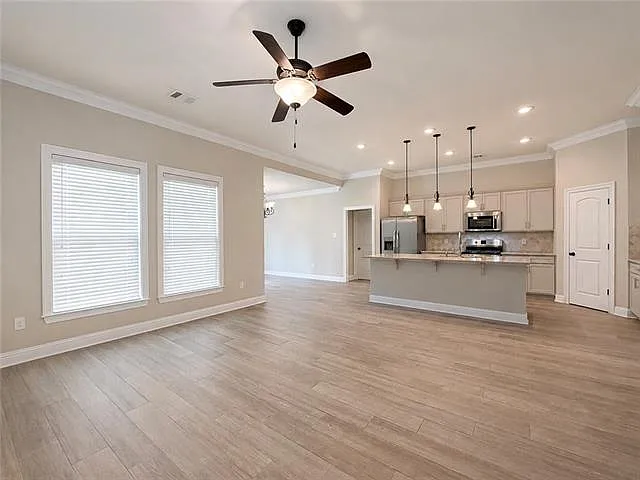496 Tiger Ave — Photo 3