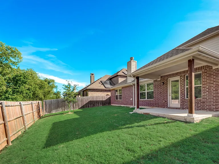1900 Abby Creek Dr — Photo 23