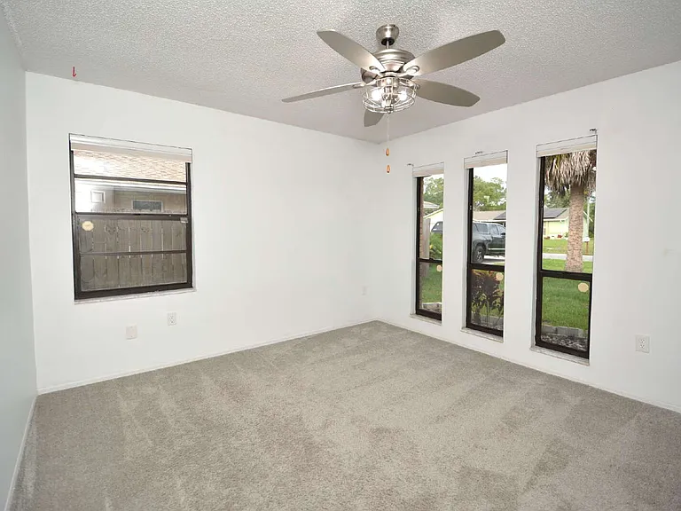 205 Beechwood Ln — Photo 22