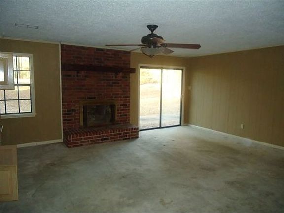 2nd image of 7819 S Pinewood Dr