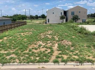 1514 Riddle Dr, Laredo, TX 78046