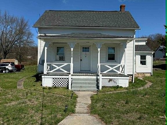3rd image of 21328 Mount Lena Rd